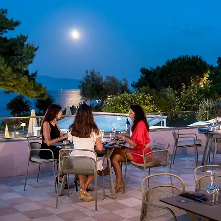 Porto Galini Seaside & 5* ニキアナ