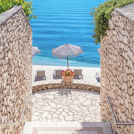 Resort Porto Galini Seaside &