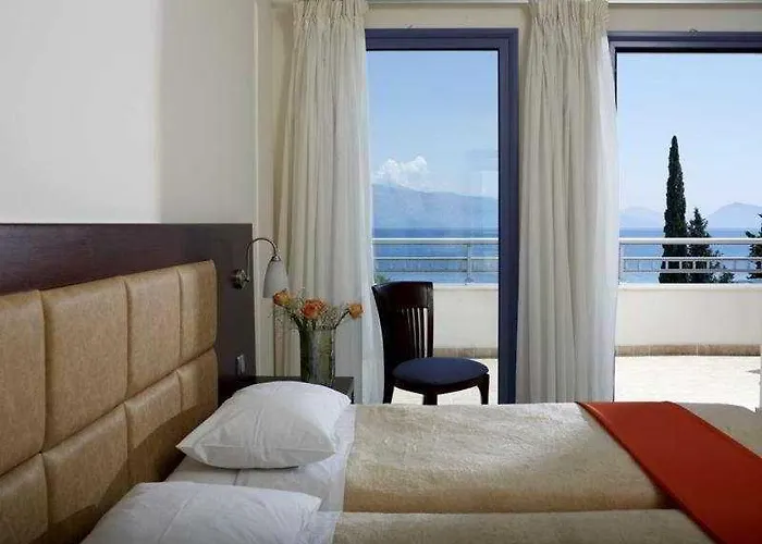 Porto Galini Seaside & 5* Nikiána