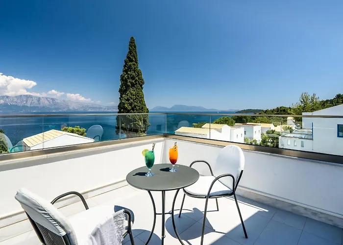 Porto Galini Seaside & Nikiána