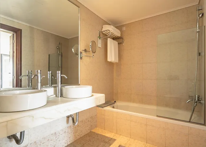 Porto Galini Seaside & Semesteranläggning (resort) Nikiana