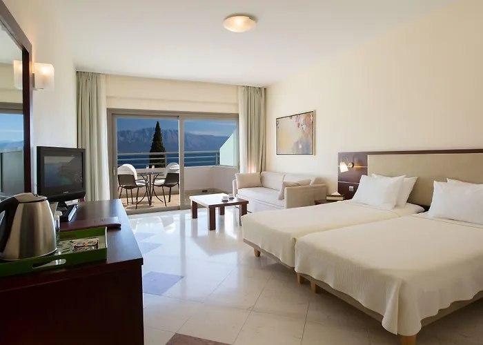 Porto Galini Seaside & 5* Nikiána