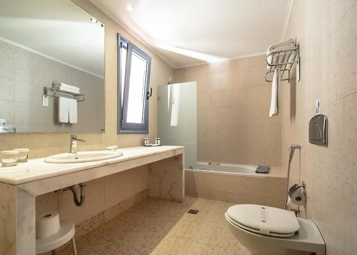 Porto Galini Seaside & 5* Nikiana